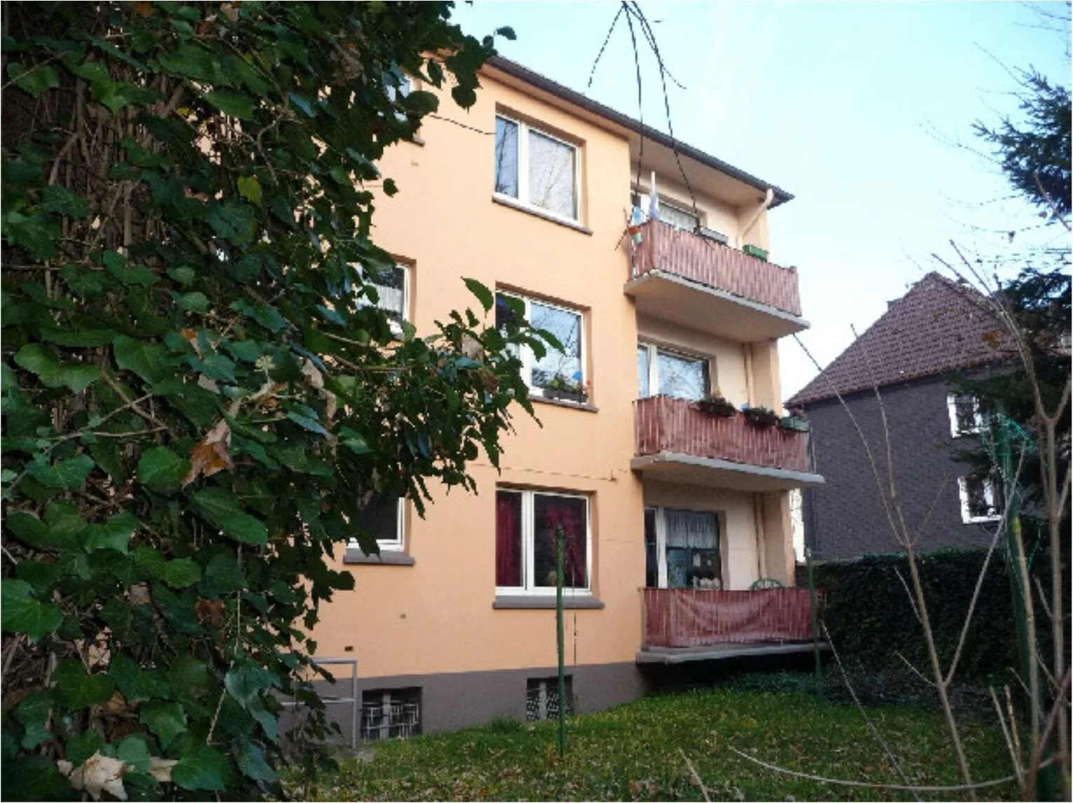 Mehrfamilienhaus Gelsenkirchen-Bulmke – Gartenansicht Mehrfamilienhaus Gelsenkirchen-Bulmke – Gartenansicht