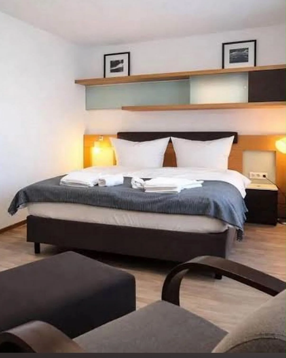 Hotelzimmer mit Doppelbett Hotelzimmer mit Doppelbett