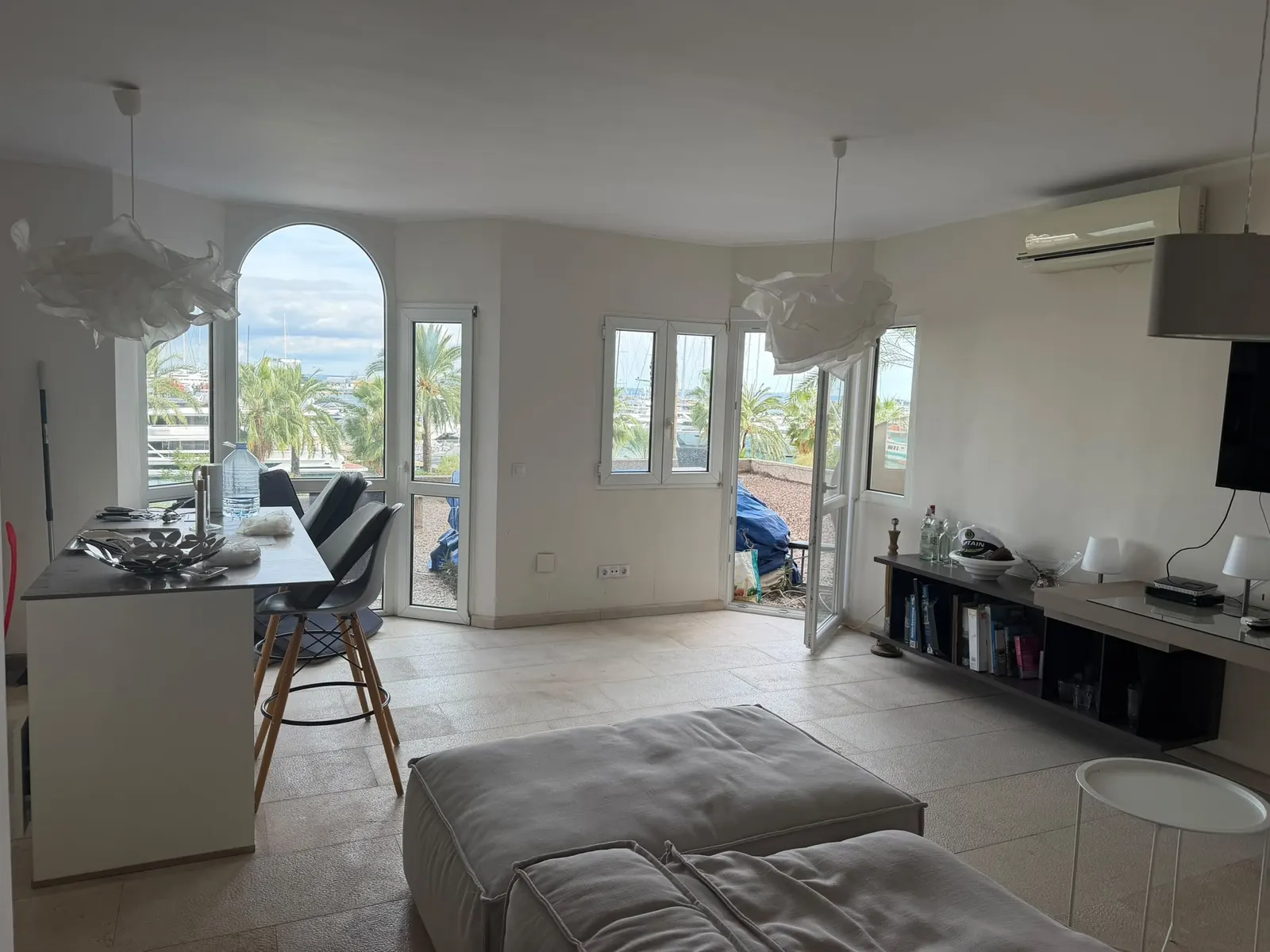 Wohnung-Palma-Hafen-Wohn-Essbereich Offener Wohn- und Essbereich der Meerblickwohnung in Palma